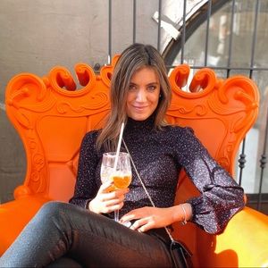 Meet your Posher, Julia